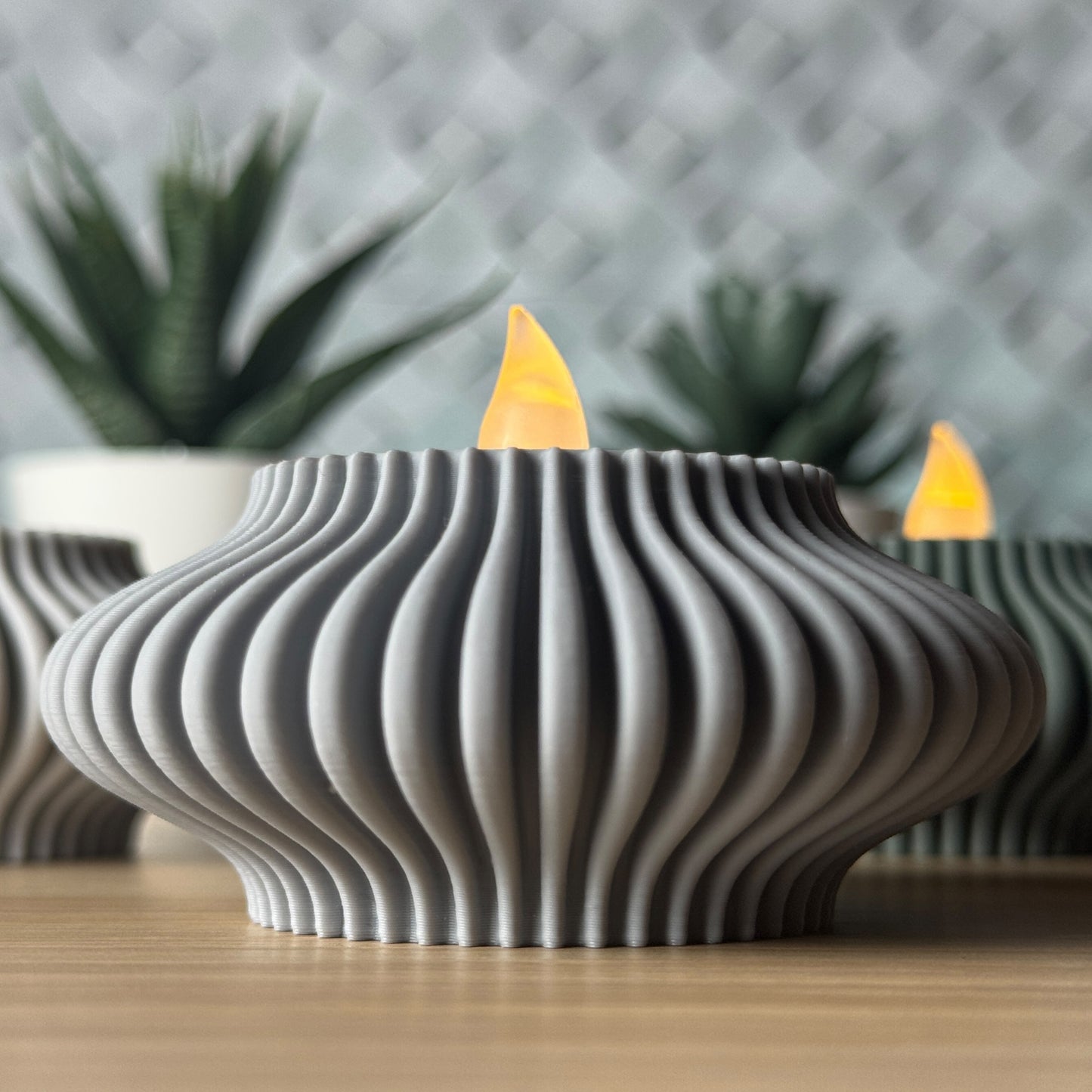 Ribbed Tealight Candle Holder Set