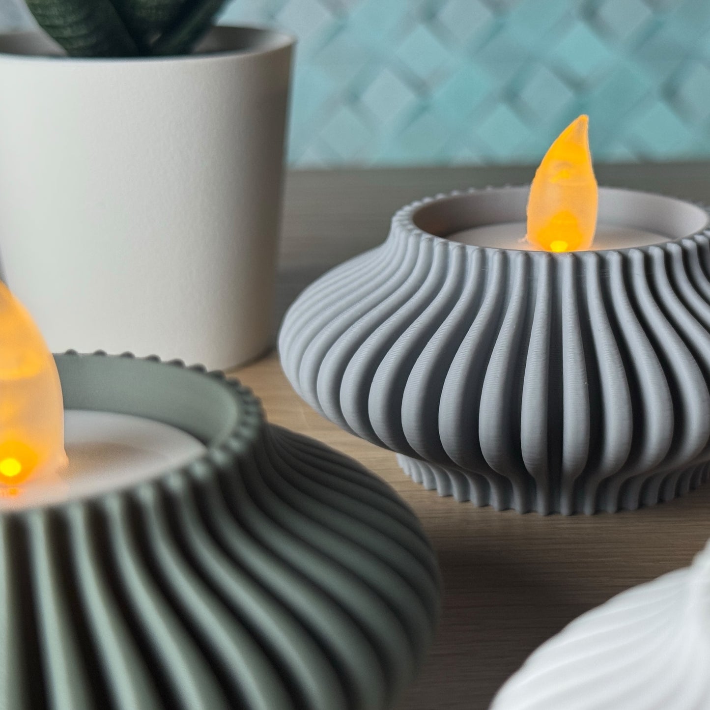Ribbed Tealight Candle Holder Set